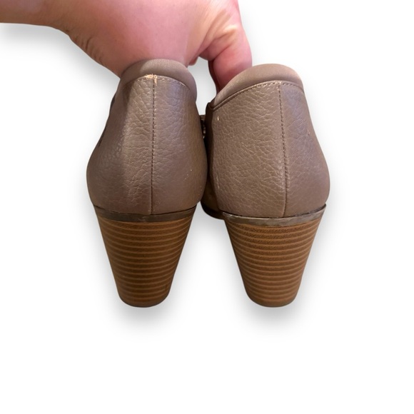 Dr Scholls Be Energized Foam Technology Taupe Gray Heeled Slip On Booties Sz 8 - Picture 6 of 16